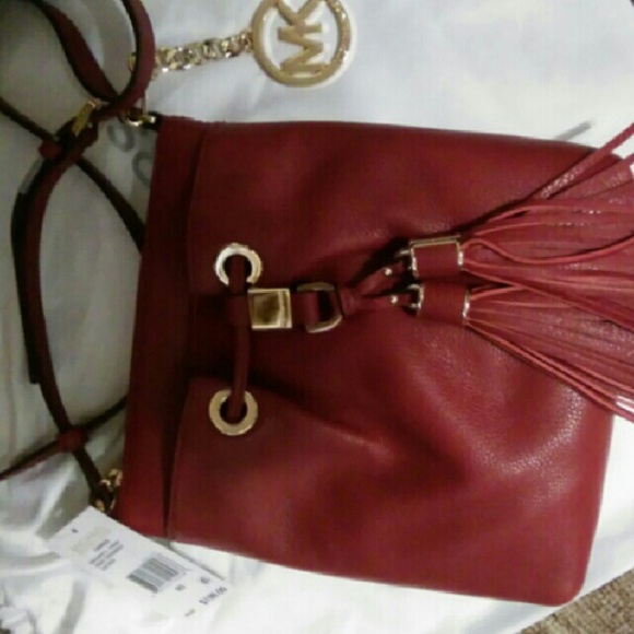 Michael Kors Camden Crossbody Bag - Picture 2 of 4