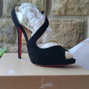 Christian Louboutins Viveka 120 Suede