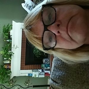Meet your Posher, Kathie