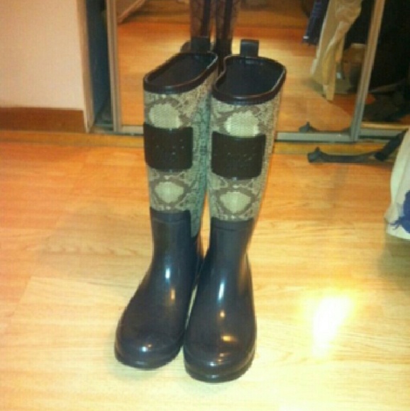 Woman's coach rain boots - Picture 1 of 4
