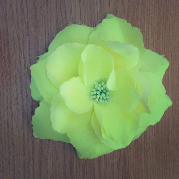 Vibrant flower hair accessory