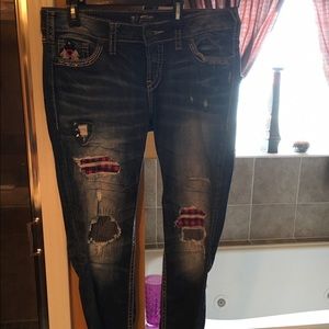 Buckle jeans