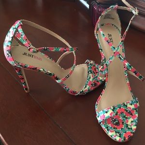 NEW Floral heels