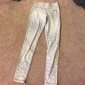 Nike Pro heat gear leggings sz XS