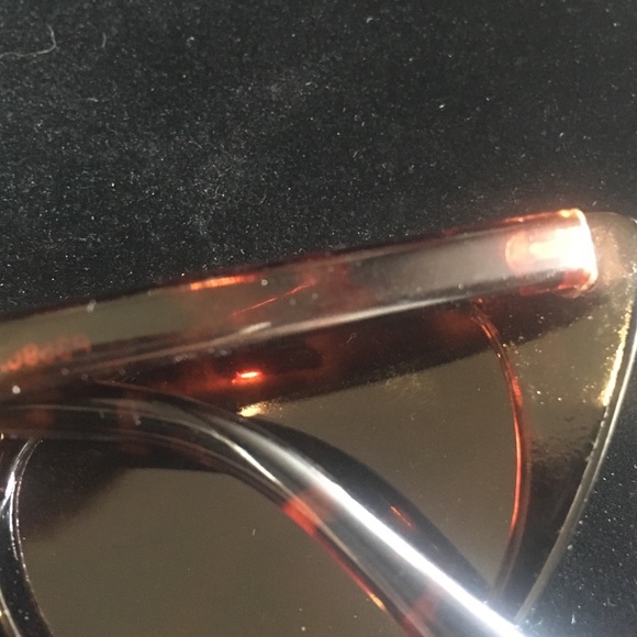 Tortoiseshell cat eye sunglasses - Picture 3 of 4