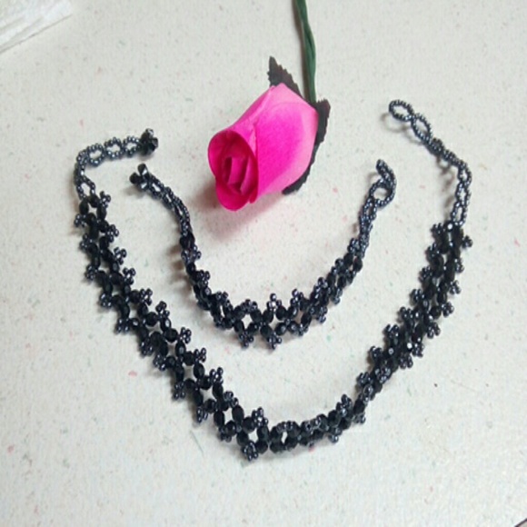 Beaded black chocker & bracelets