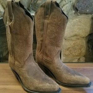 Women's Distressed Snip Toe Cowboy Boots
