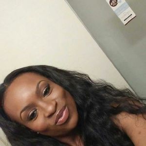 Meet your Posher, Kamisha