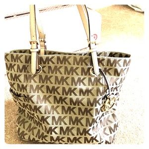 Michael kors tote bag
