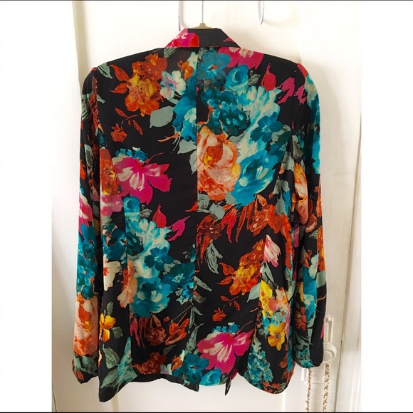Amazing Gypsy Junkies Fall-floral Blazer - Picture 2 of 3