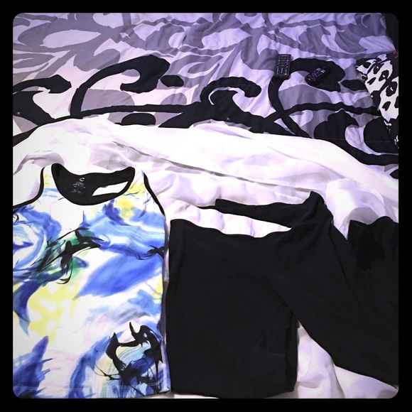 👟Workout outfit, size L, gently used!👟