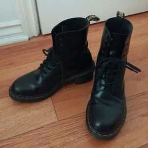 Dr Martens CLEMENCY Boot US 7 UK 5 in Black
