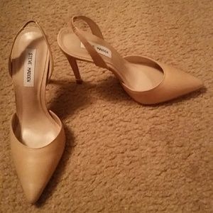 Blush pointed toe sling back pumps