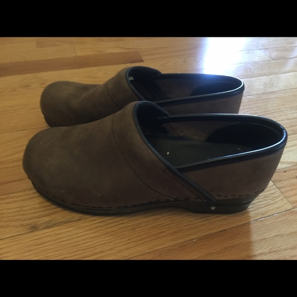 Clogs