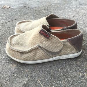 Kid's shoes size 10-11