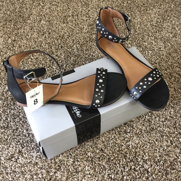 Black Flat Sandals ♡