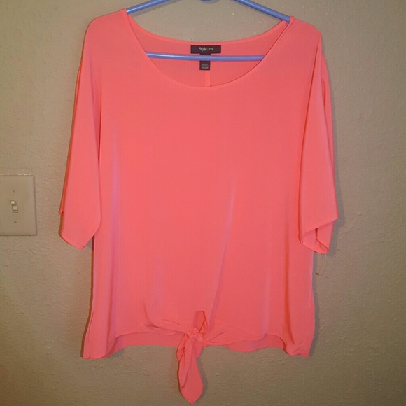 Bright Knotted Top!