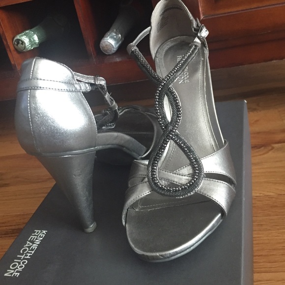 Kenneth Cole Reaction Last To Know High Heels