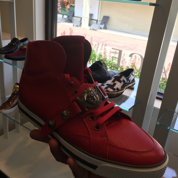 Meet your Posher, Alexander - Picture 1 of 1