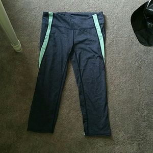 Workout capris