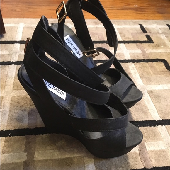 Steve Madden Shoes - Steve Madden wedges