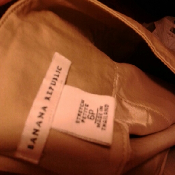 SOLD Banana Republic khaki Beige 6 petite - Picture 3 of 4