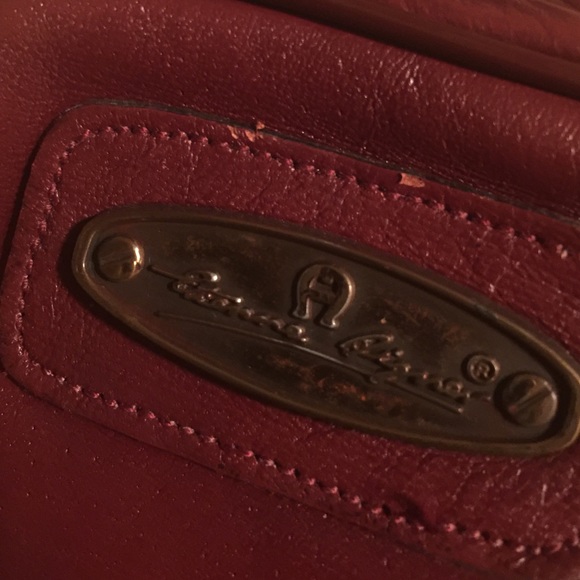 Vintage burgundy leather handbag - Picture 2 of 4