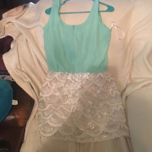 Semi-formal dress turquoise with sequin bottom - Picture 3 of 4