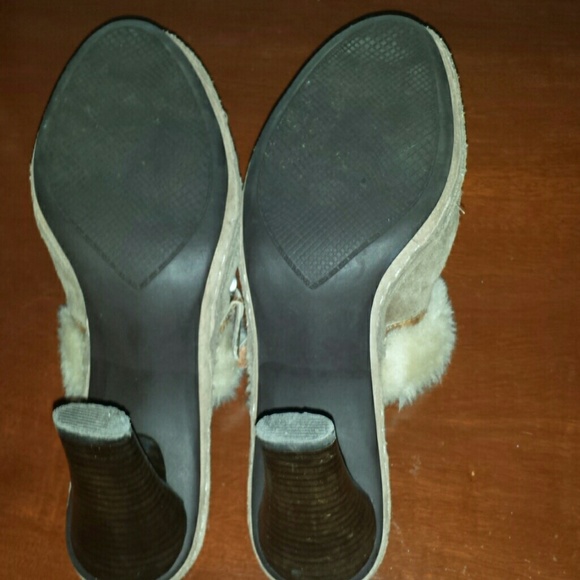 Linea Paolo taupe suede clogs - Picture 3 of 4