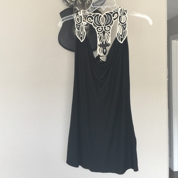 Akiko size S top
