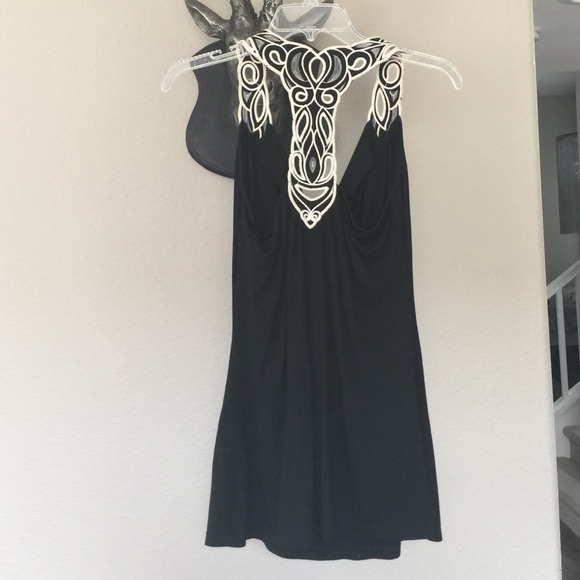 Akiko size S top - Picture 2 of 4