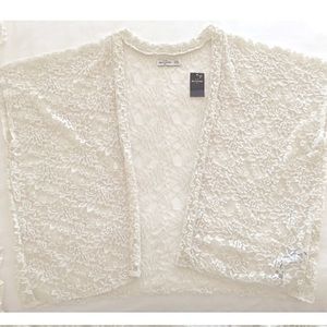 🆕 Abercrombie lace kimono