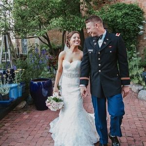 Meet your Posher, Haley