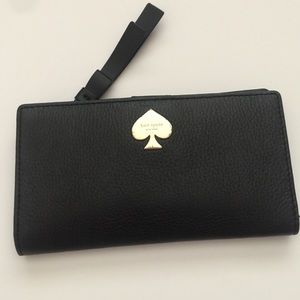 Kate spade wallet•