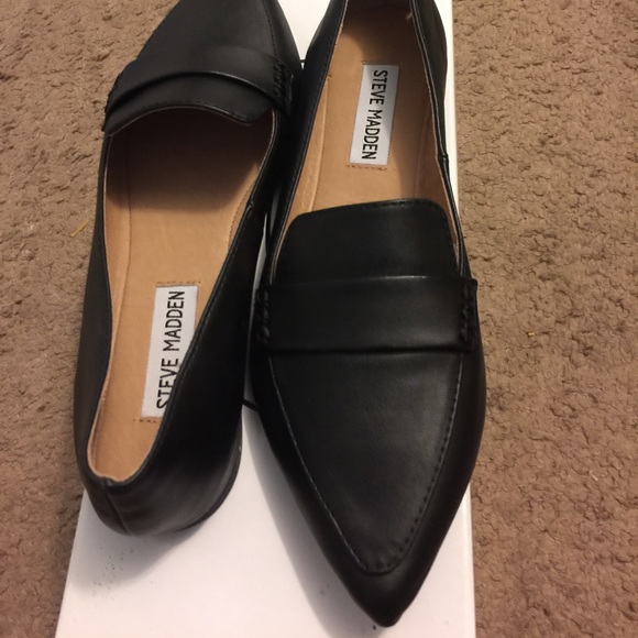 Steve Madden Erosion flats new in box