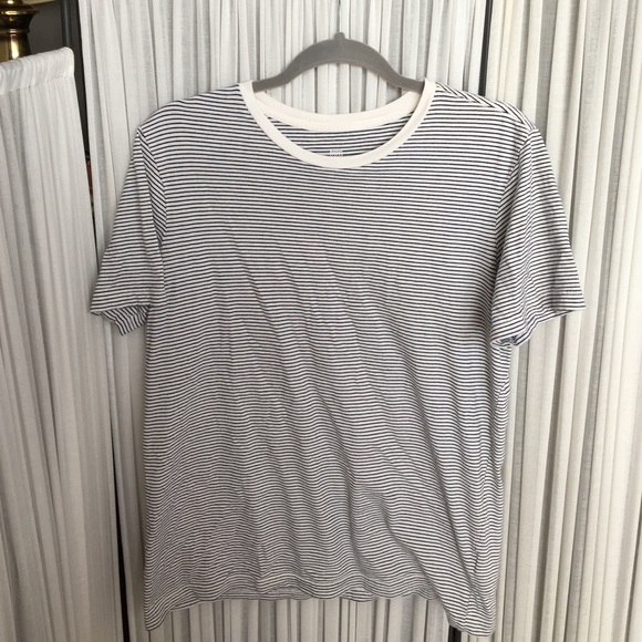 Simple H&M striped T shirt