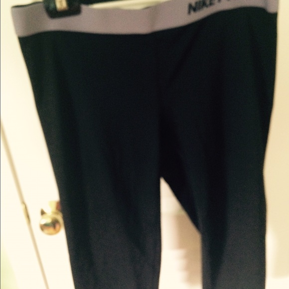 Nike pro Dri-Fit Capri