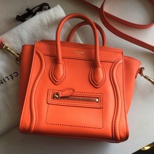 Celine - Nano Luggage Tote Neo-Orange❤️