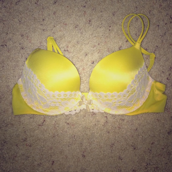 Victoria's Secret Very Sexy Push-up bra