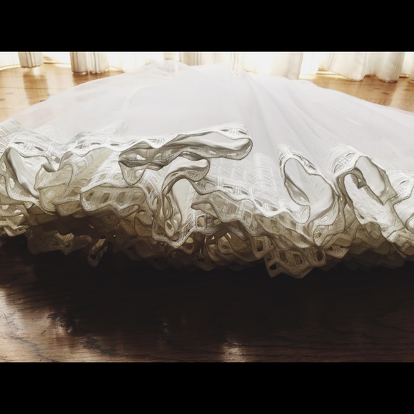 White Candace Fraiberger French couture - Picture 2 of 4