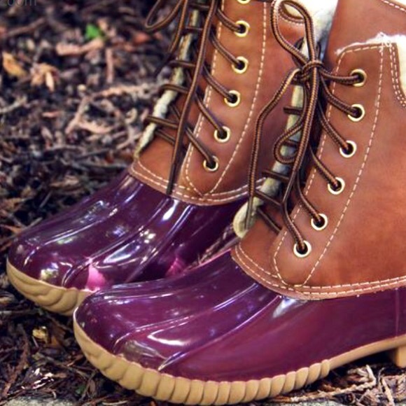 Wine Duck Boots - Picture 3 of 4