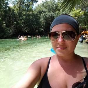 Meet your Posher, Loretta