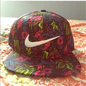 BNWOT Nike Floral SnapBack