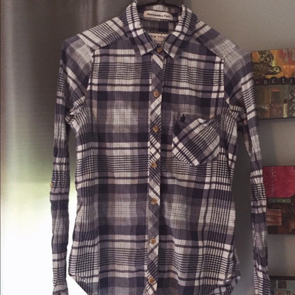 Abercrombie & Fitch Flannel Top - Picture 1 of 3