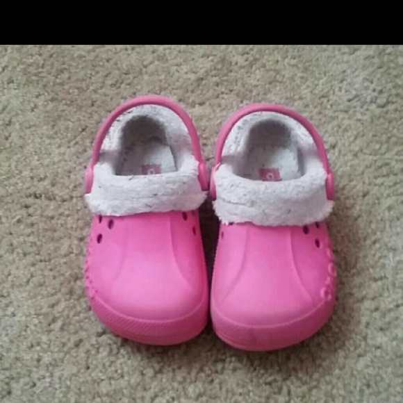 Toddler girl pink crocs size 8 9