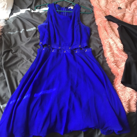 Blue dress with a cut out middle