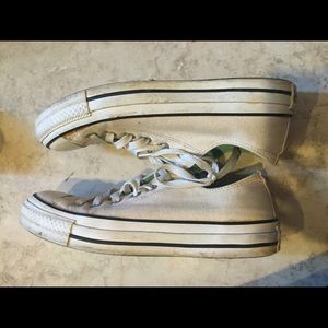Converse cream size 7