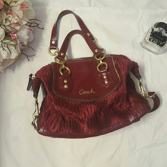 77 off Coach Handbags 🍷FINAL PRICE Wine Colored Coach Purse from An
