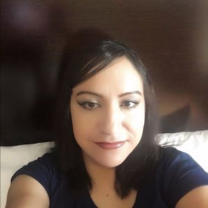 Meet your Posher, Veronica