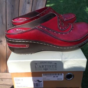 L'Artiste Clog Spring Step shoes